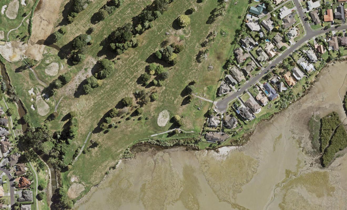 99 Waituarua Drive, Takanini, Auckland - Carousel 1