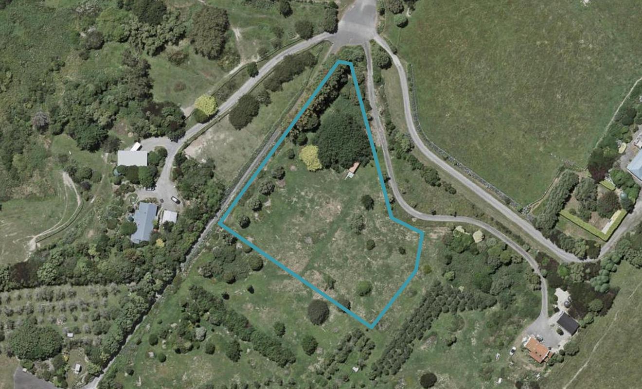 61 Octavius Road, Peka Peka, Waikanae - Carousel 1