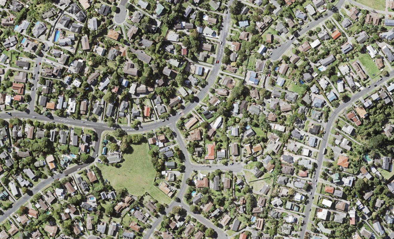 101 Oaktree Avenue, Browns Bay, Auckland - Carousel 1