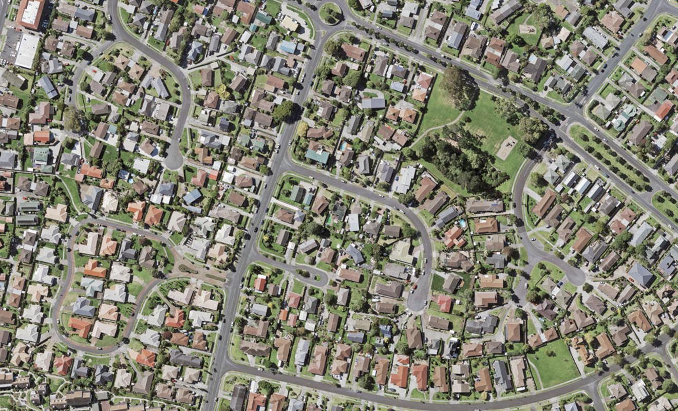 5B Glenshee Place, Highland Park, Auckland - Carousel 1