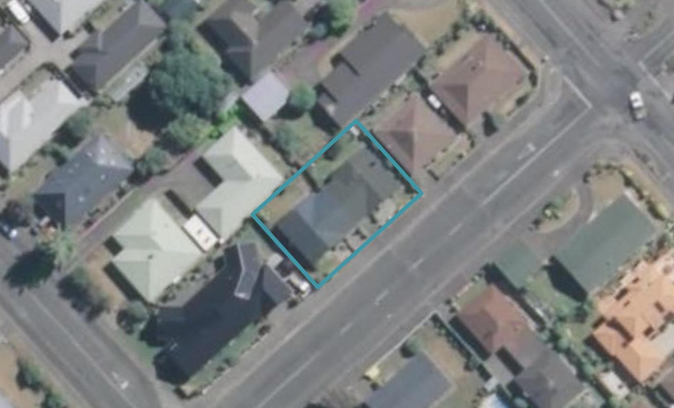 89 Park Street, Ashburton, Ashburton - Carousel 1