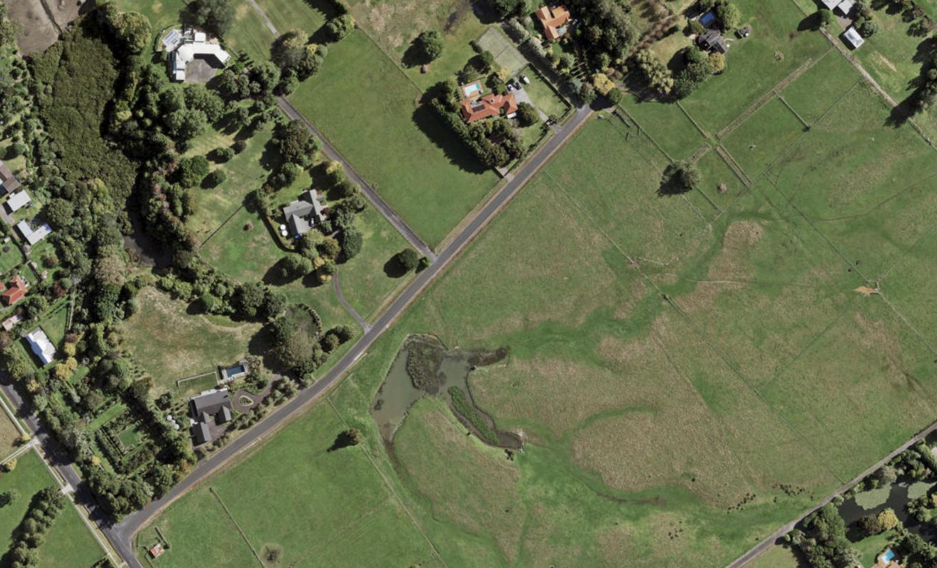 43 Derbyshire Lane, Karaka, Papakura - Carousel 1