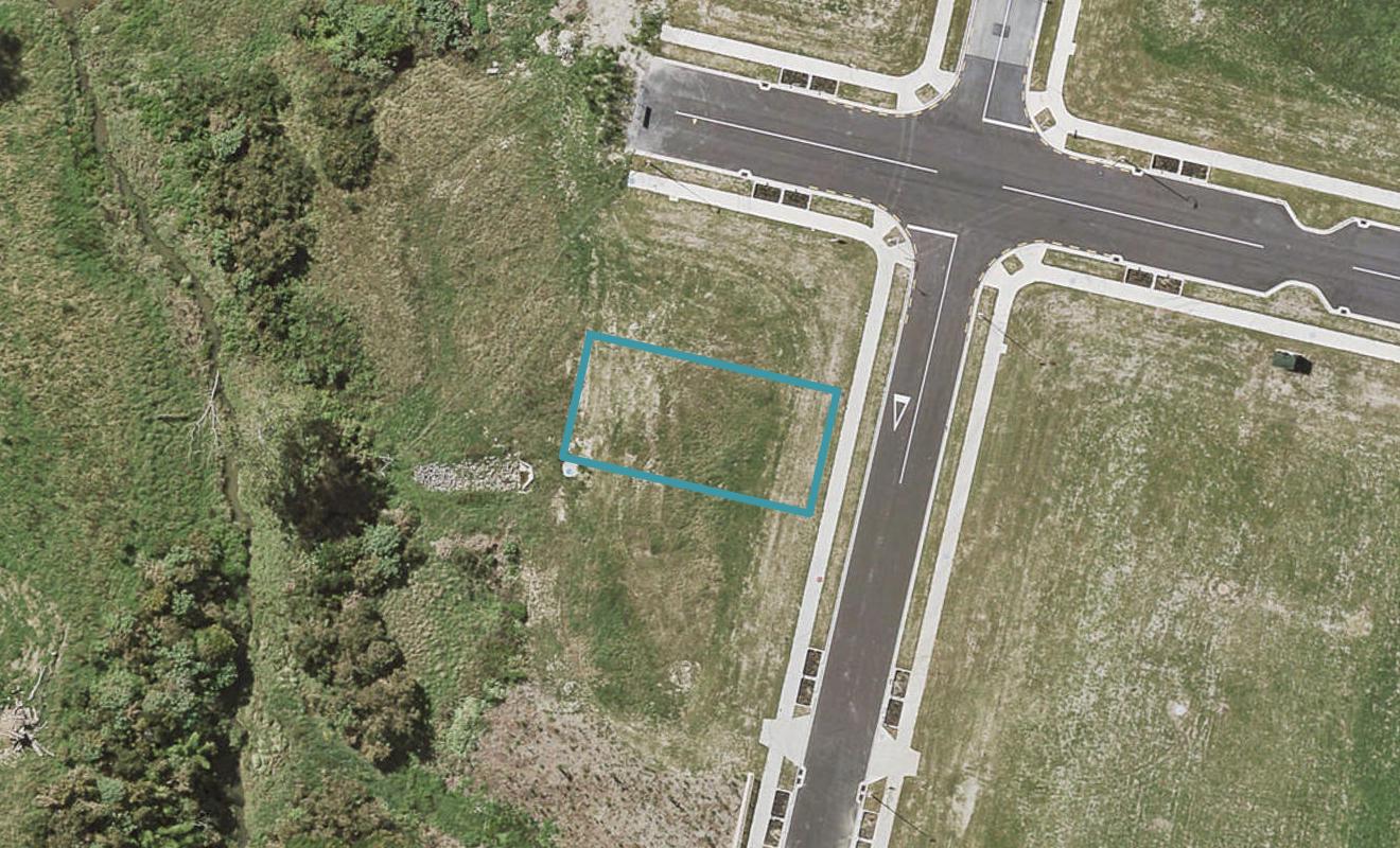 31 Lisnoble Road, Flat Bush, Auckland - Carousel 1