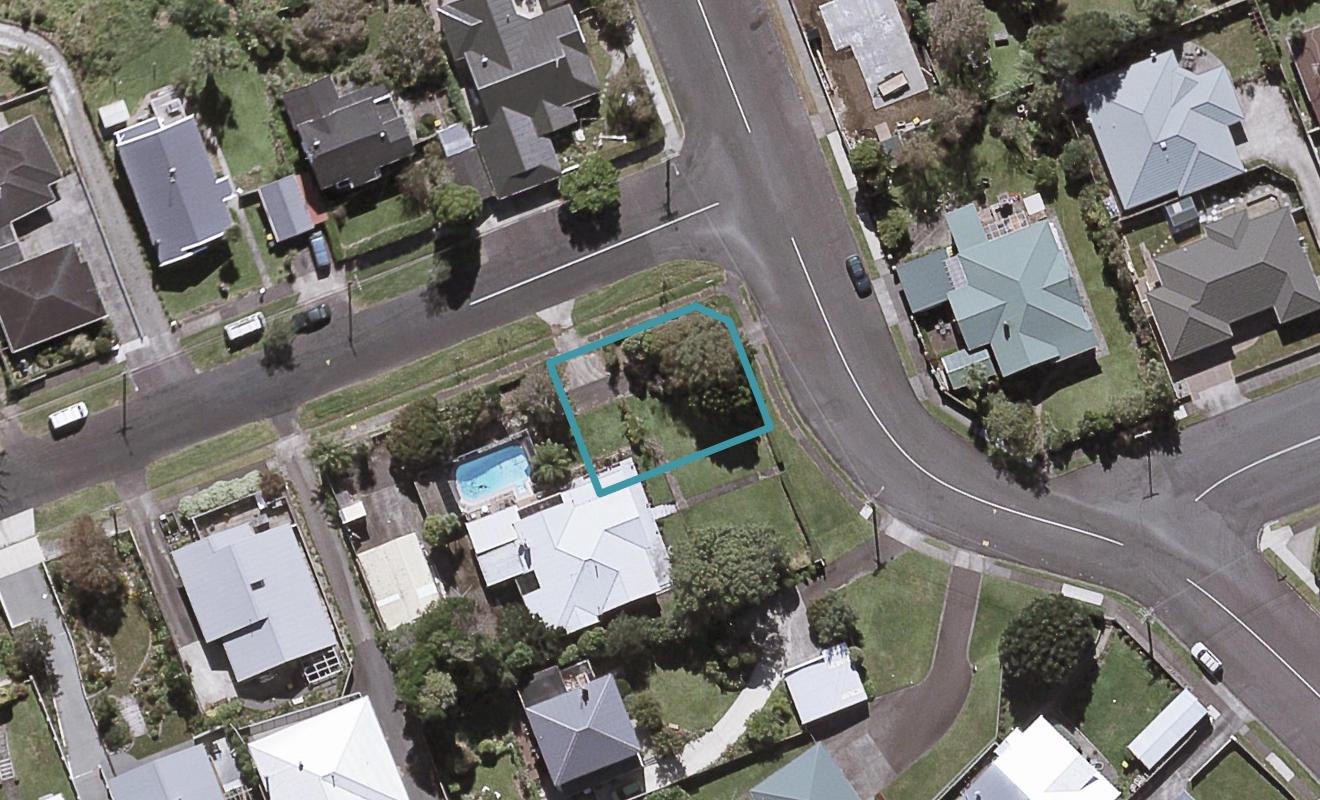 14 Dartmoor Avenue, Westown, New Plymouth - Carousel 1