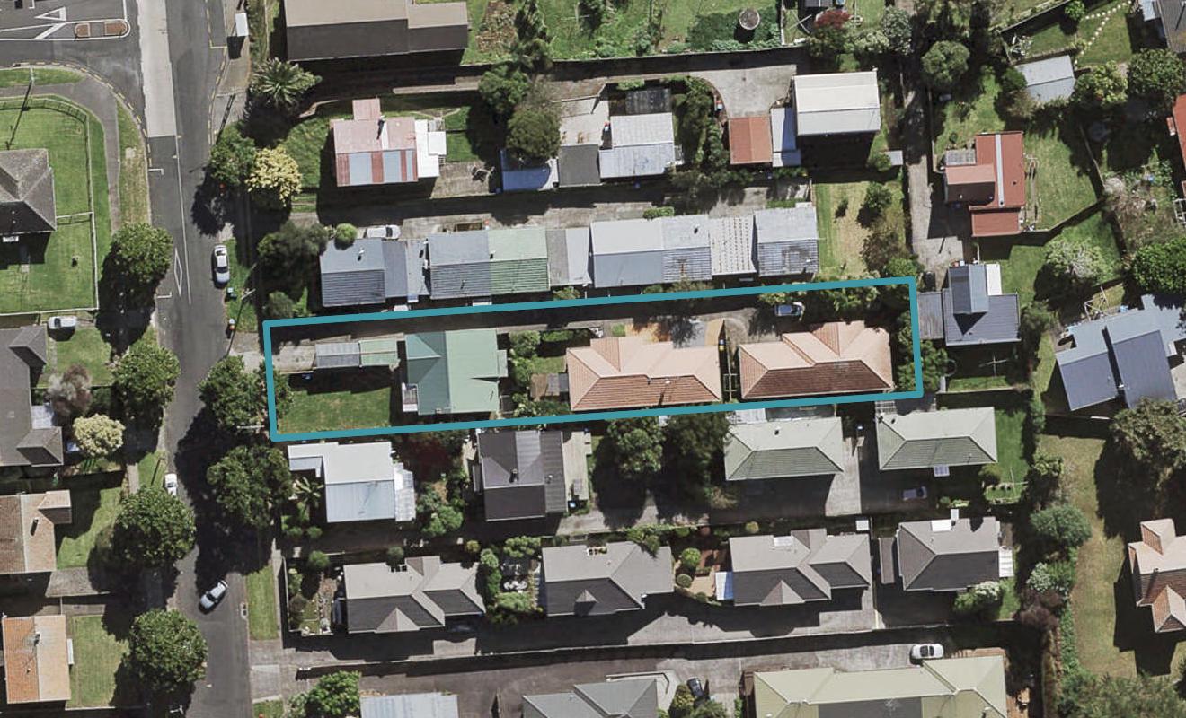 15B Waitangi Road, Onehunga, Auckland - Carousel 1