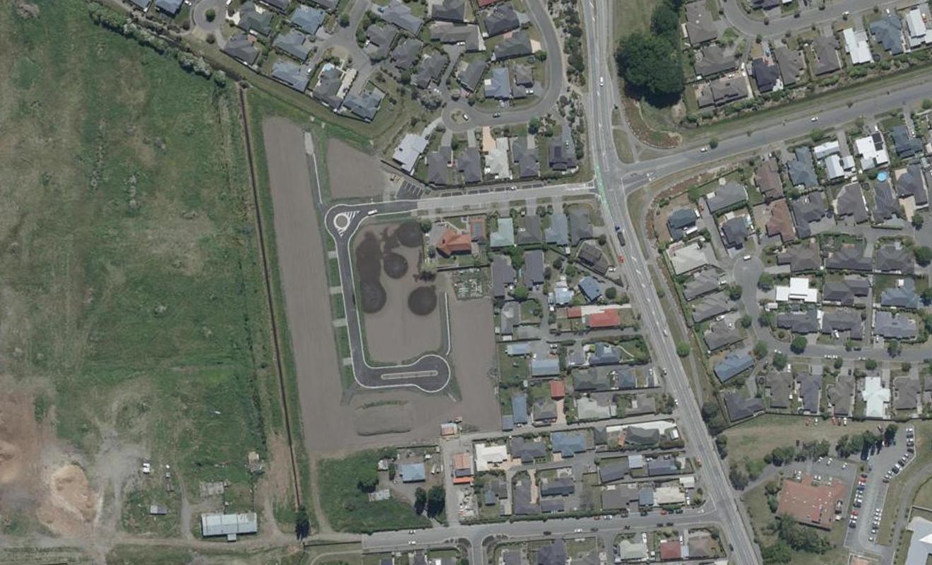 21 Nederland Avenue, Burwood, Christchurch - Carousel 1