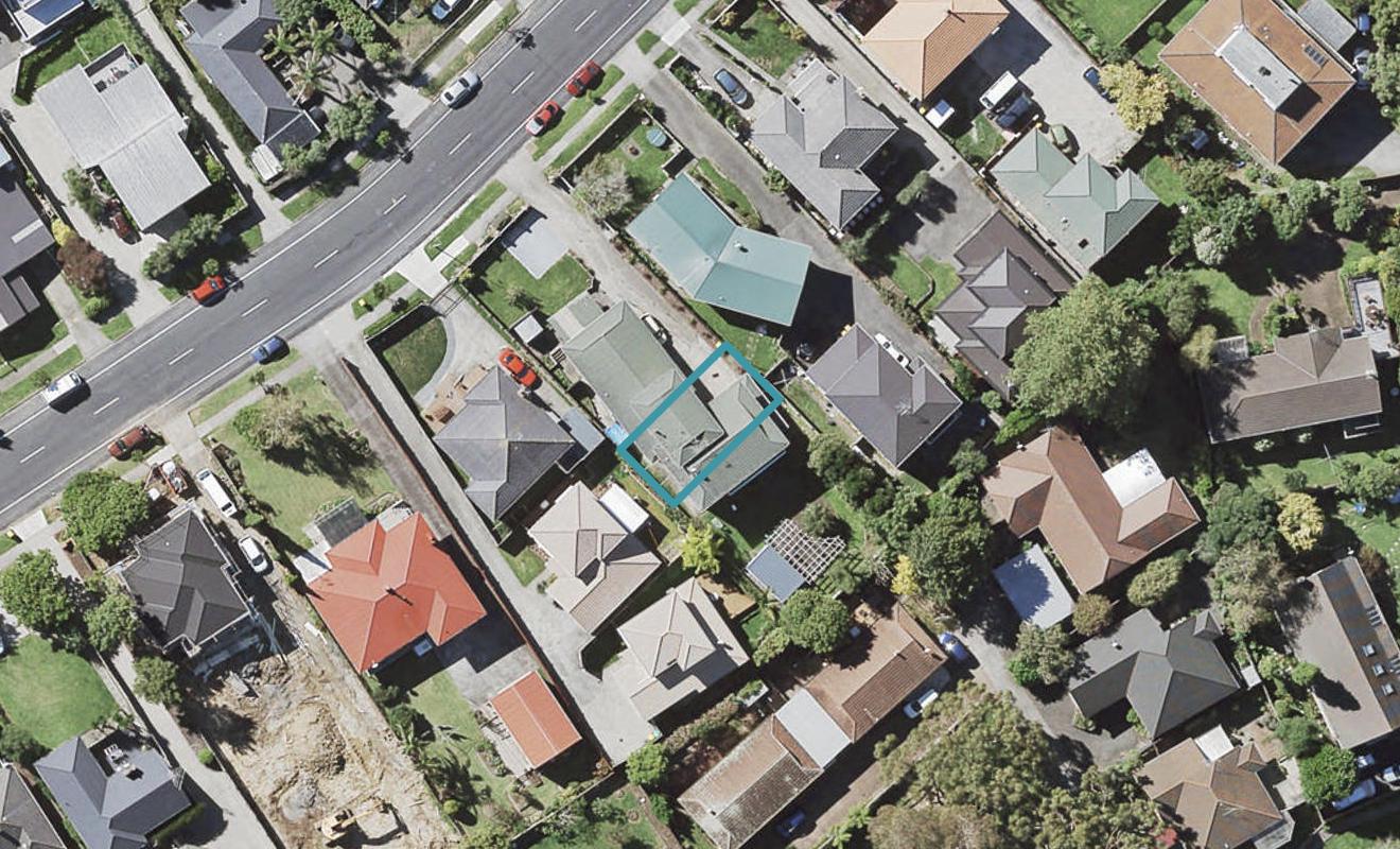 18D Bradbury Road, Botany Downs, Auckland - Carousel 1