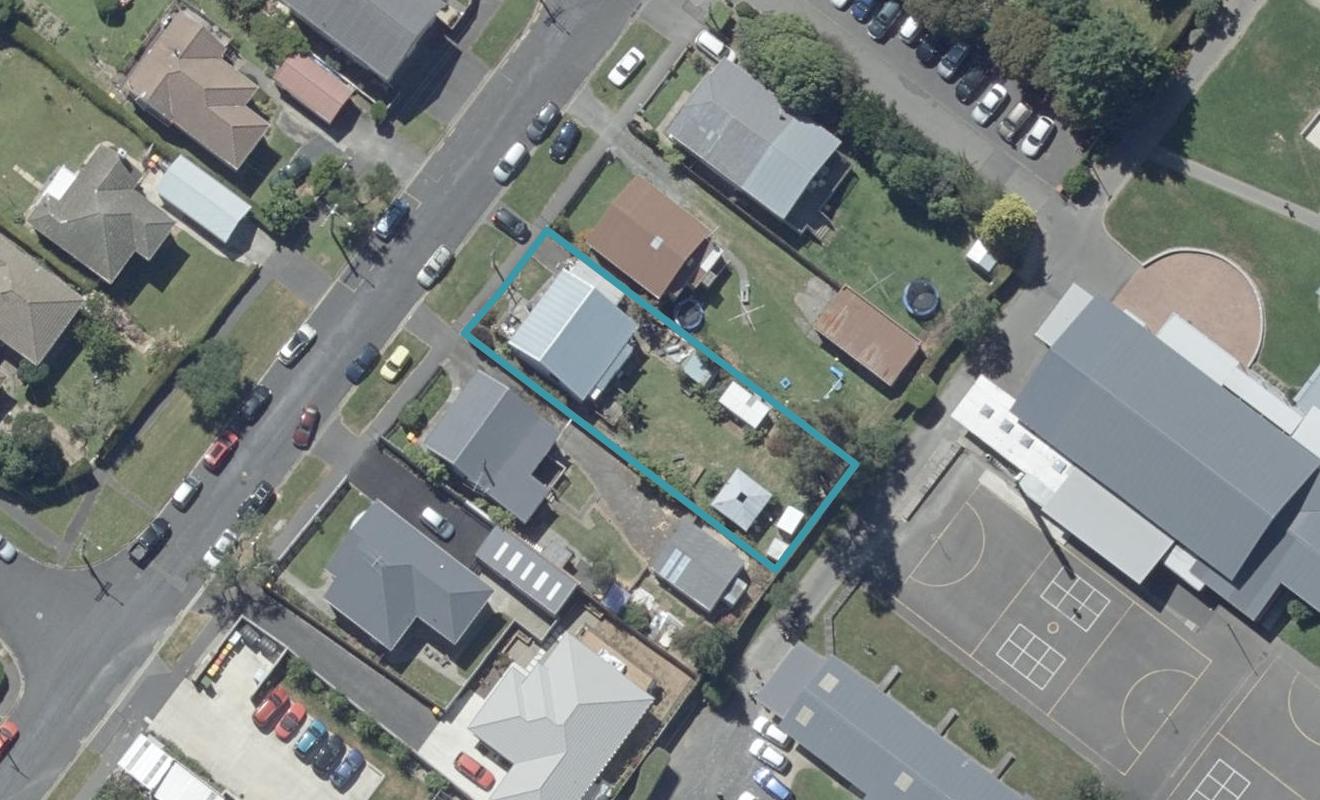 38 Chapman Street, Wakari, Dunedin - Carousel 1