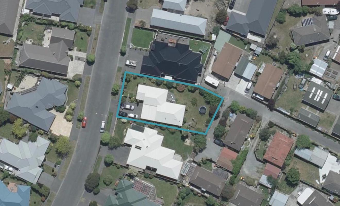 12 Anglesea Avenue, Parklands, Christchurch - Carousel 1