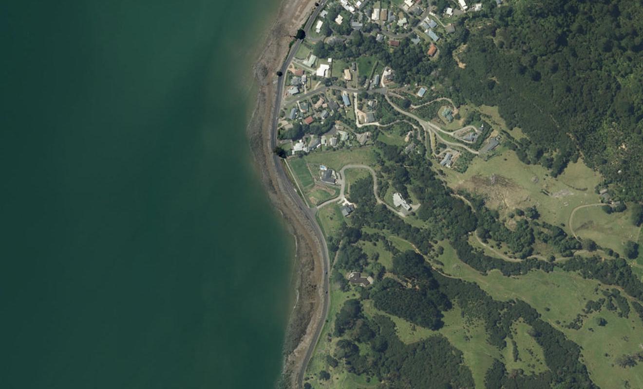 7 Ngarimu Heights, ROW, NGARIMU BAY - Carousel 1