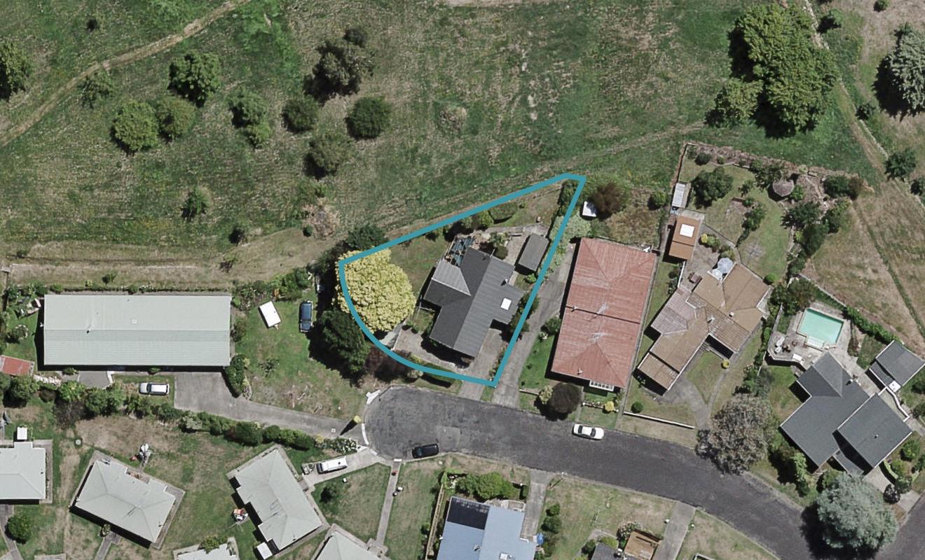 15 Limbrick Street, Waipawa, Waipawa - Carousel 1