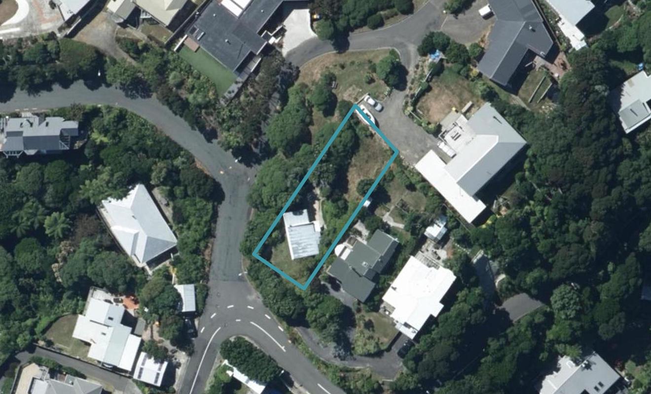 112 Motuhara Road, Plimmerton, Porirua - Carousel 1