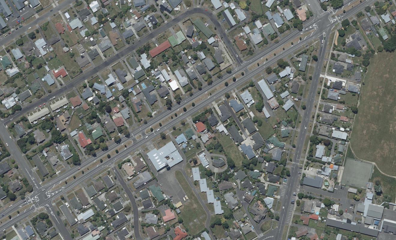 211 Kimbolton Road, Feilding, Feilding - Carousel 1