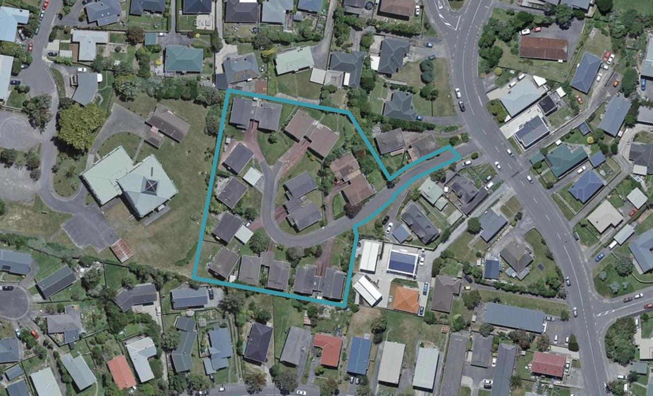 1/37 Bracken Road, Paparangi, Wellington - Carousel 1