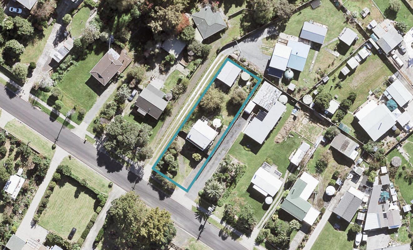11 Bays Road, Orere Point - Carousel 1