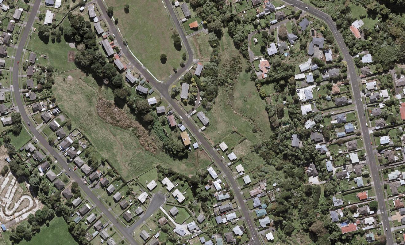 72 Banks Street, Marfell, New Plymouth - Carousel 1