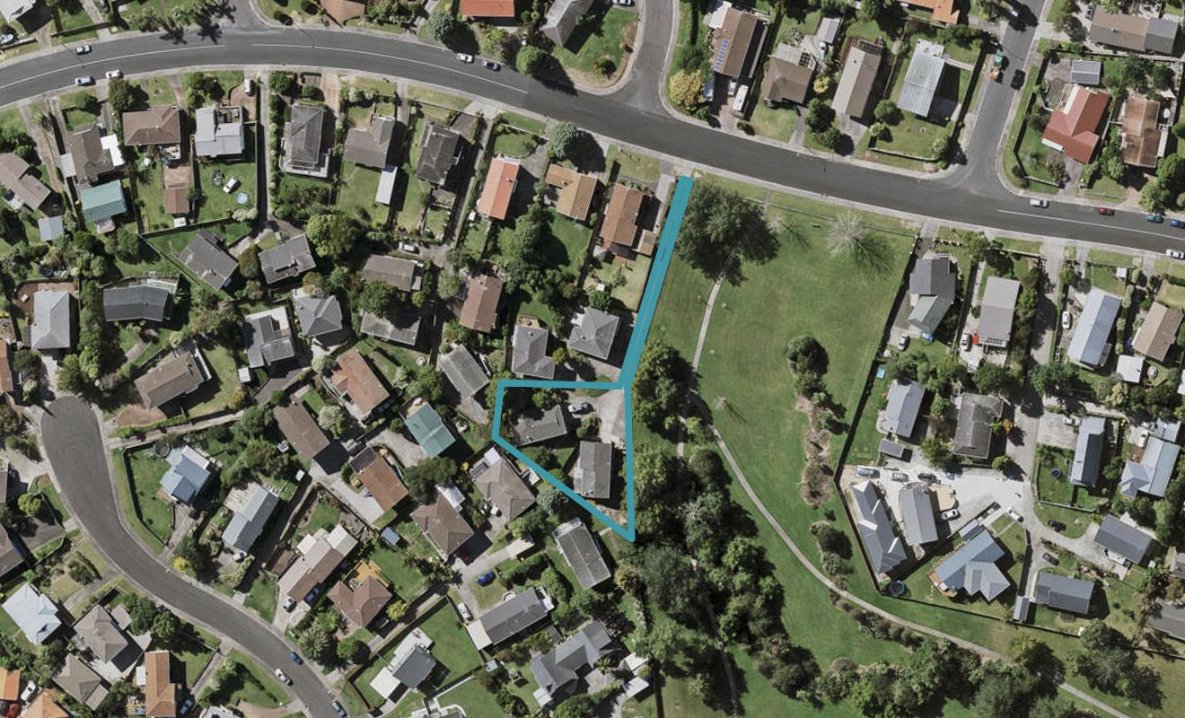 2/59 Athena Drive, Totara Vale, Auckland - Carousel 1