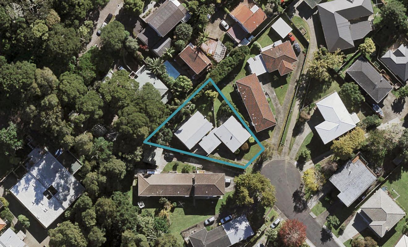 2/56 Evelyn Place, Hillcrest, Auckland - Carousel 1