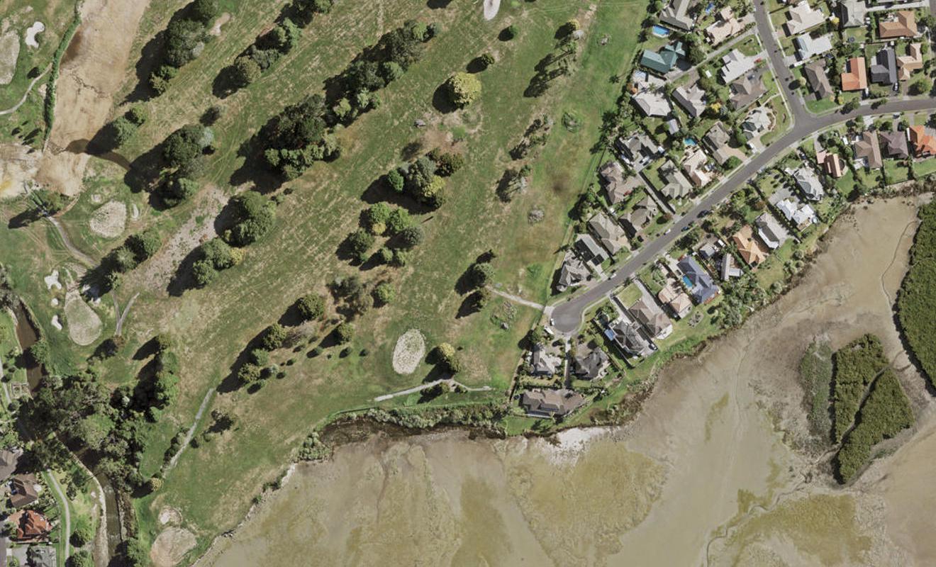 95 Waituarua Drive, Takanini, Auckland - Carousel 1