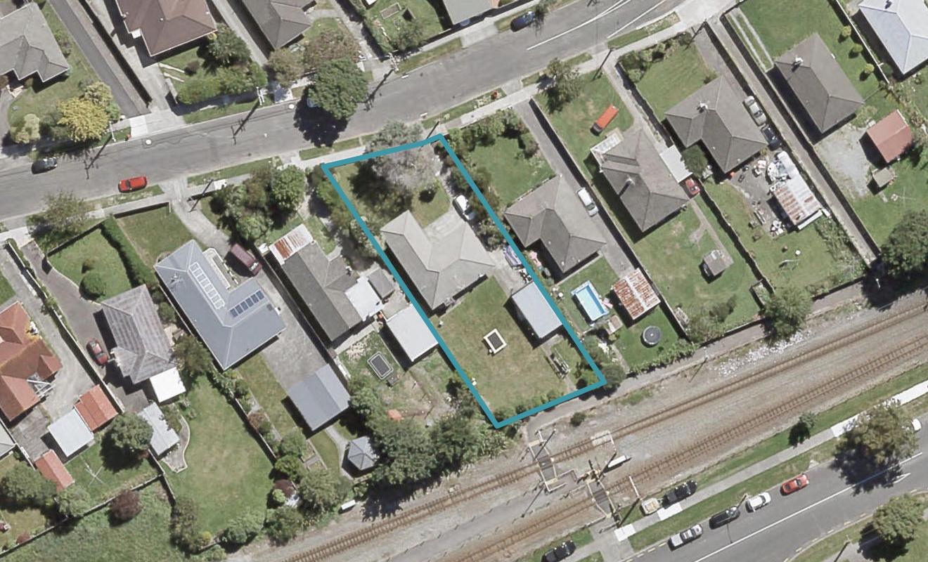 7 Marion Street, Silverstream, Upper Hutt - Carousel 1