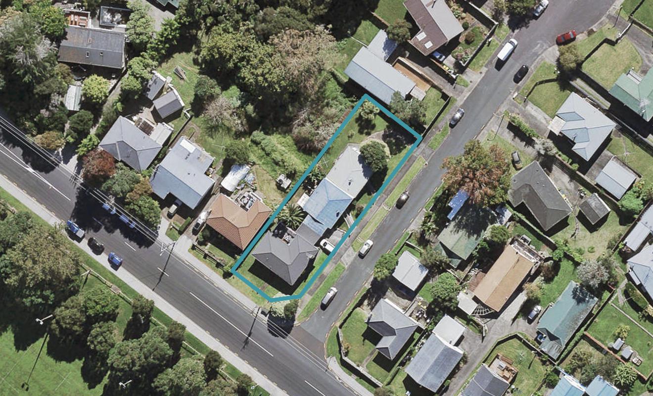 3/39 Kaipatiki Road, Glenfield, Auckland - Carousel 1