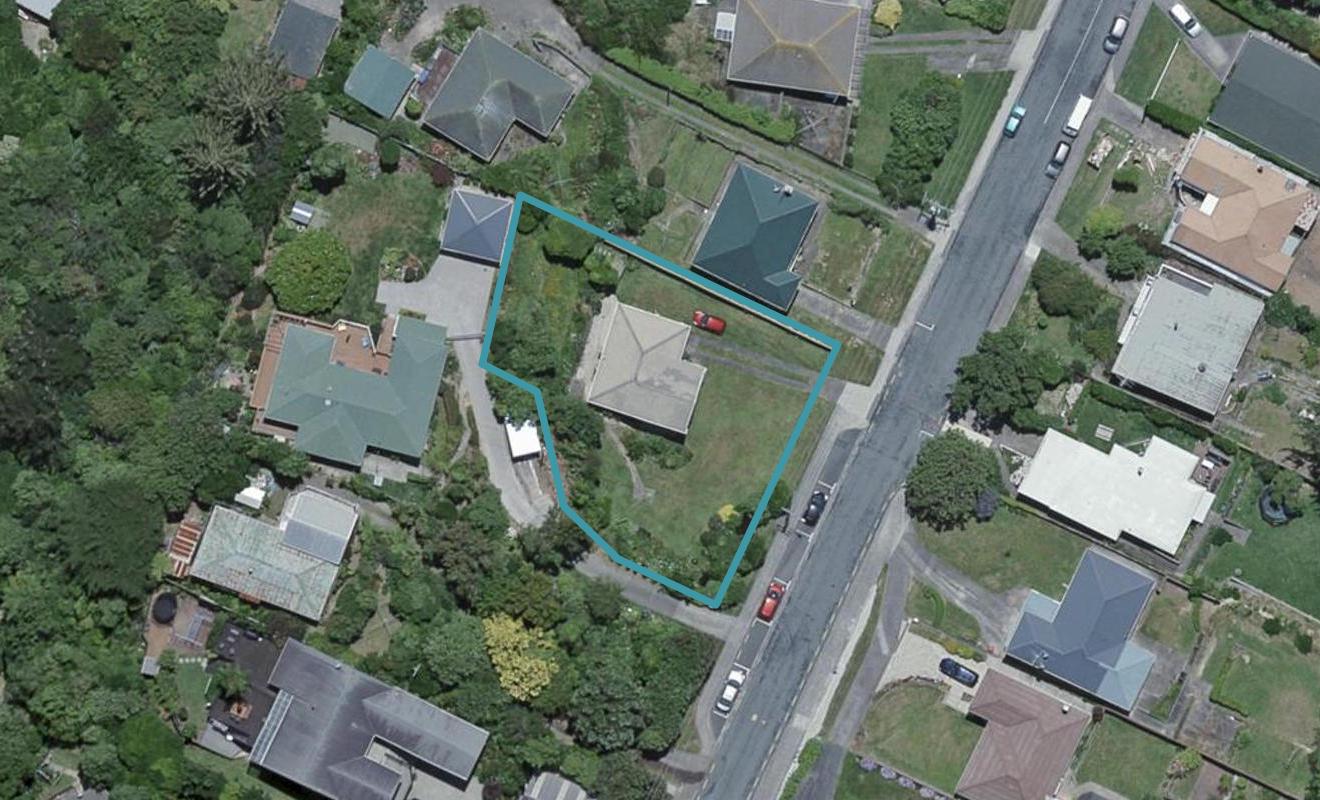 48 Raroa Terrace, Tawa, Wellington - Carousel 1