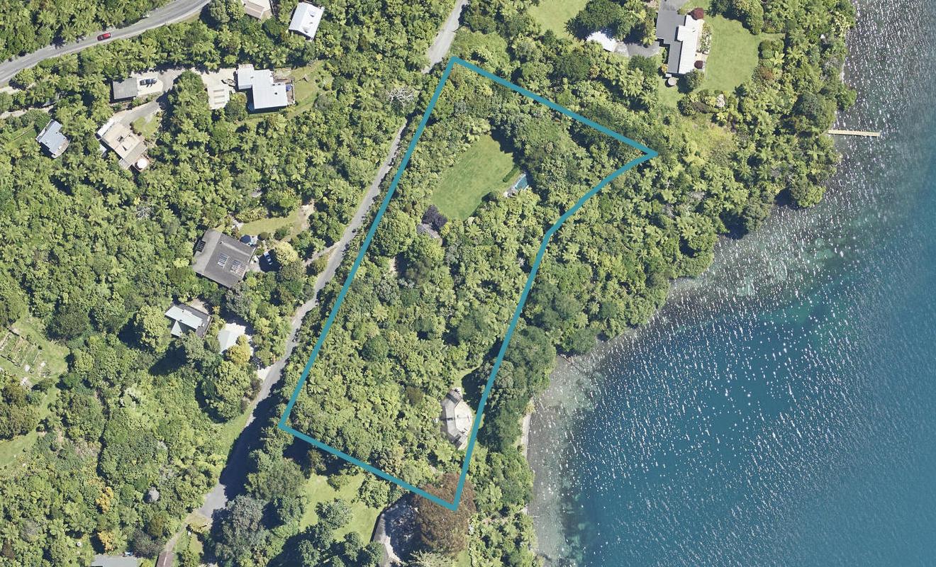 16 Te Toroa Drive, Lake Tarawera, Rotorua - Carousel 1