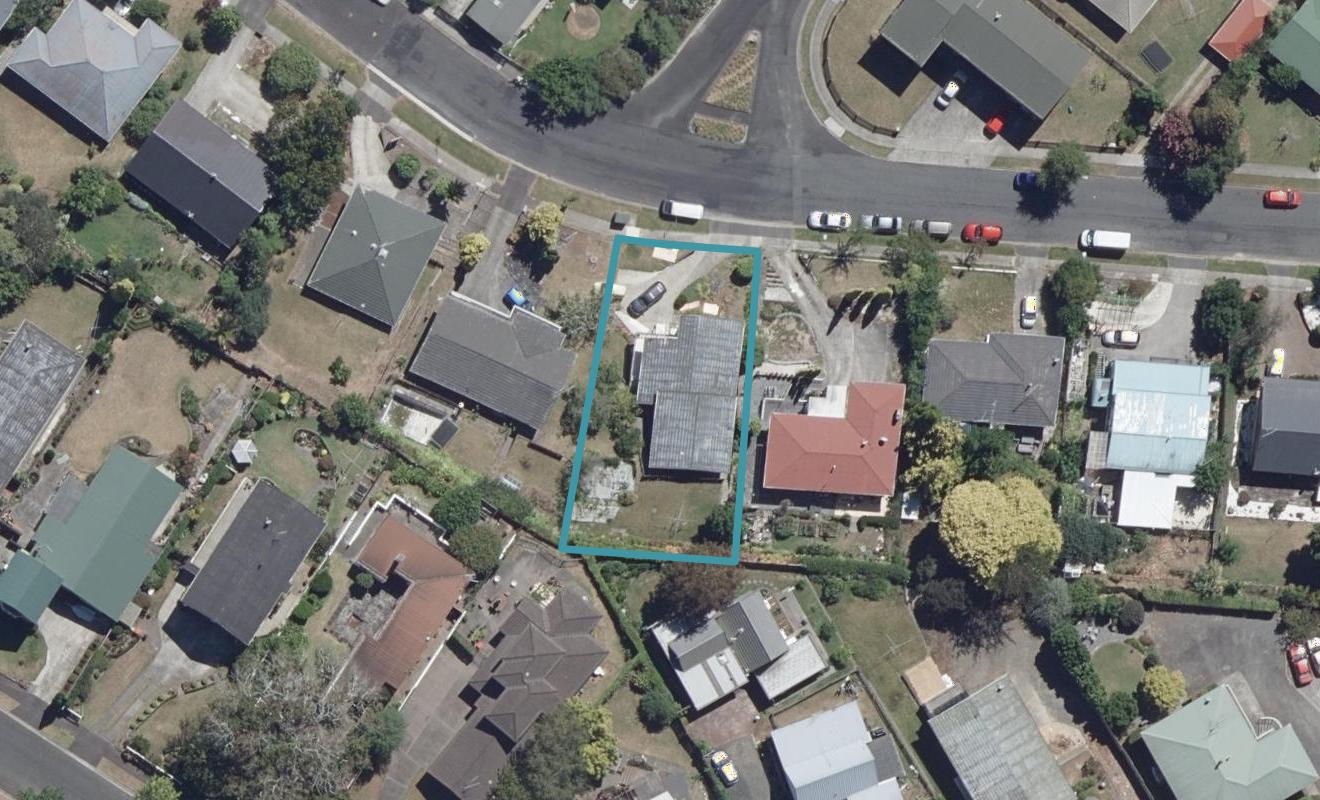 16 Garthwood Road, Hillcrest, Hamilton - Carousel 1