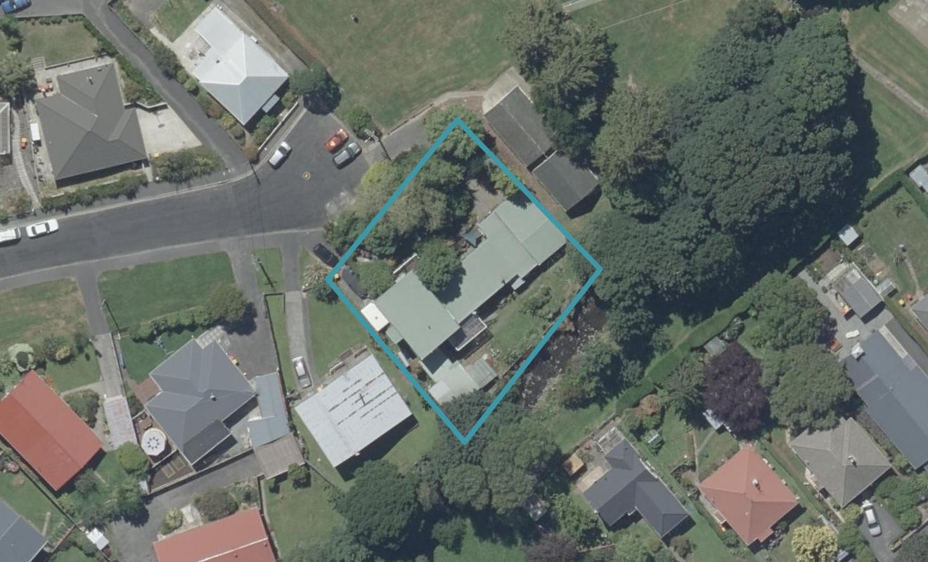 10 Afton Terrace, North East Valley, Dunedin - Carousel 1