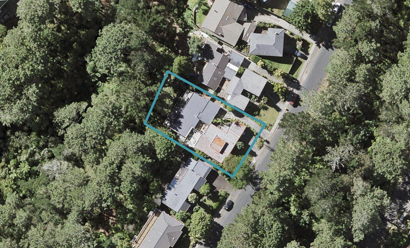 2/11 Saddleback Rise, Murrays Bay, Auckland - Carousel 1