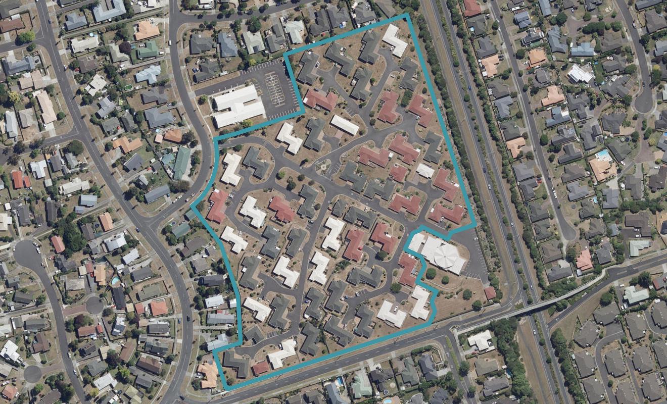10/4 Admiral Crescent, Flagstaff, Hamilton - Carousel 1
