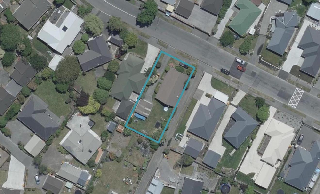 31 Royal Park Drive, Parklands, Christchurch - Carousel 1
