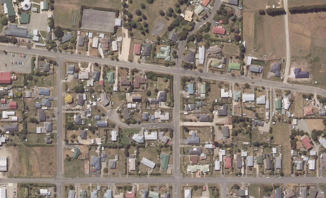 37 Gordon Street, Weston, Oamaru - Carousel 1