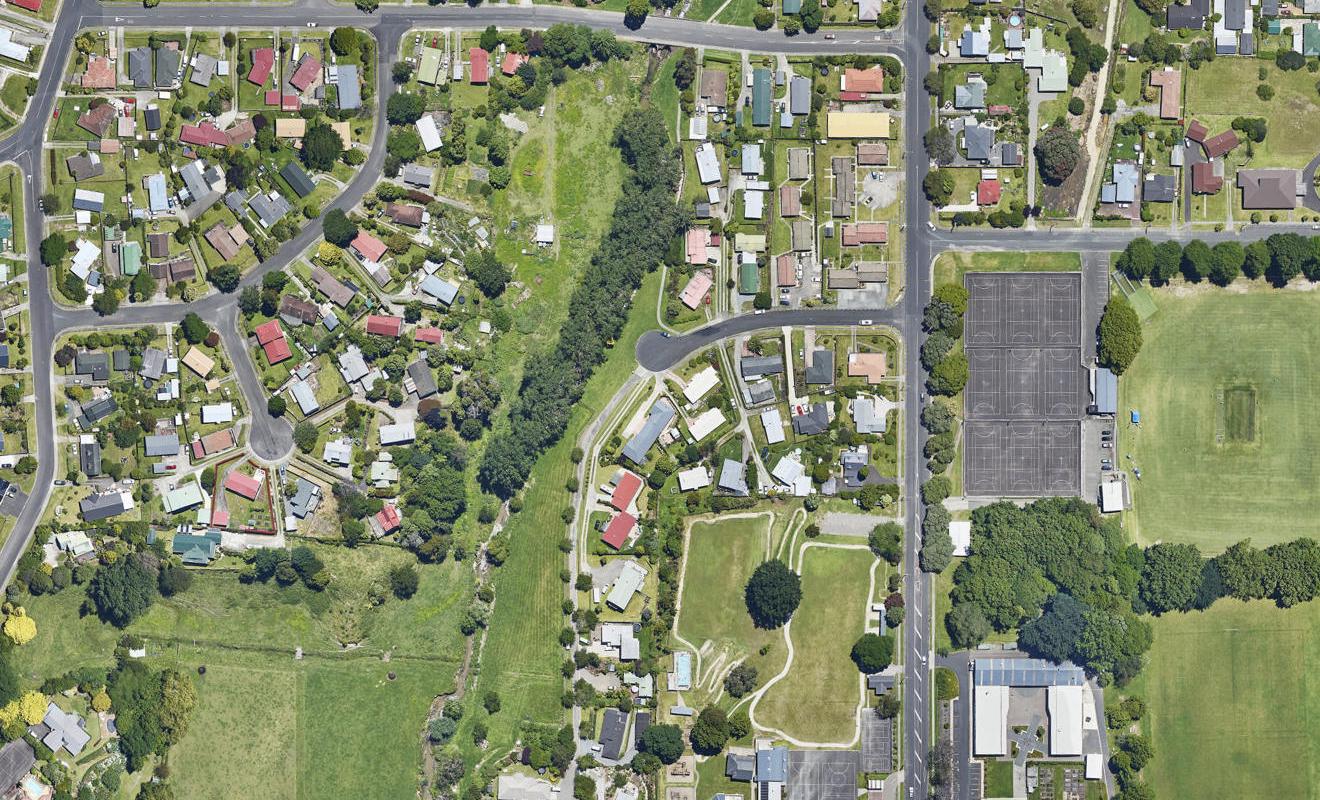 18 Muir Place, Te Puke, Te Puke - Carousel 1