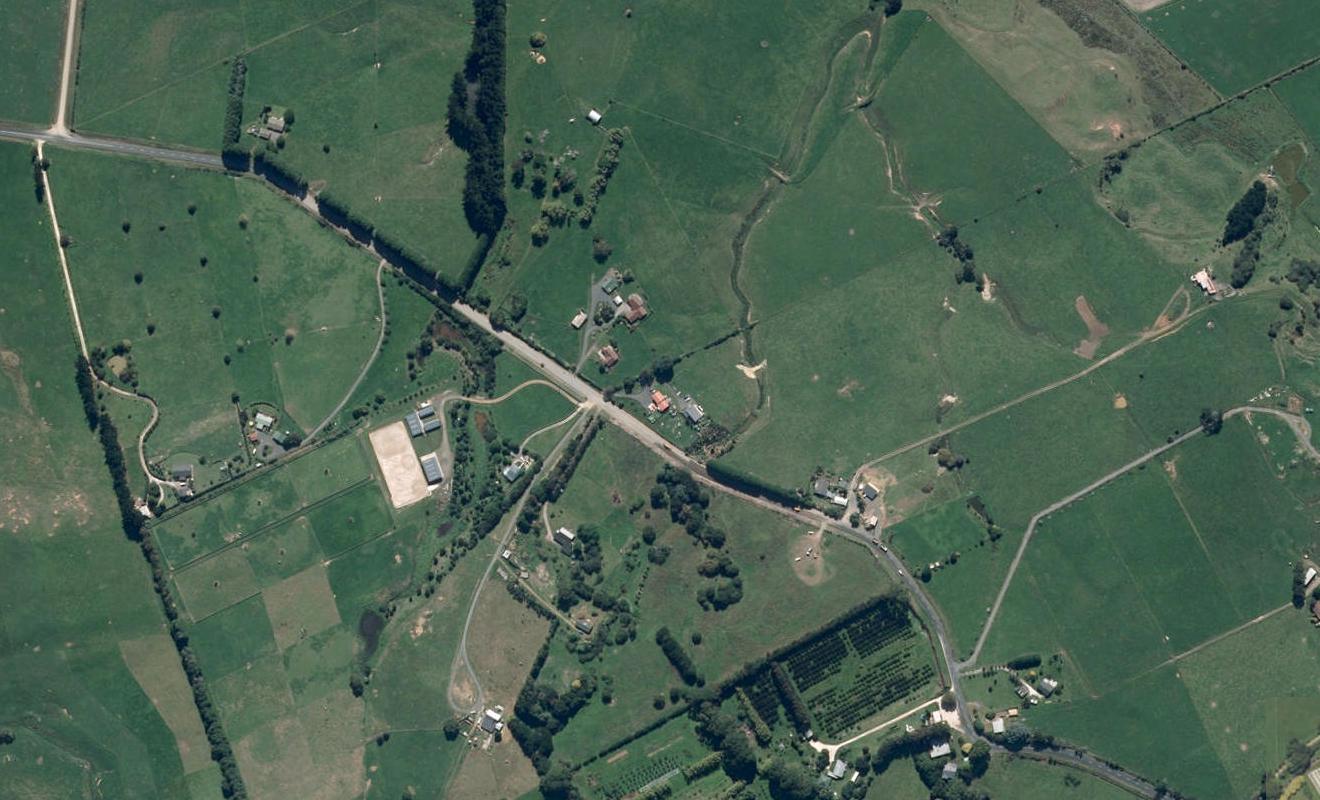 1152B Miranda Road, Pukorokoro / Miranda, Kaiaua - Carousel 1