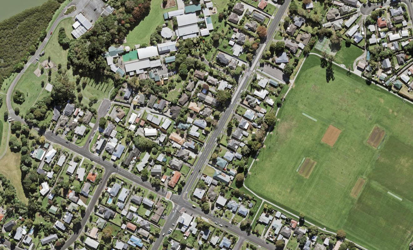 71B Matipo Road, Te Atatu Peninsula, Auckland - Carousel 1