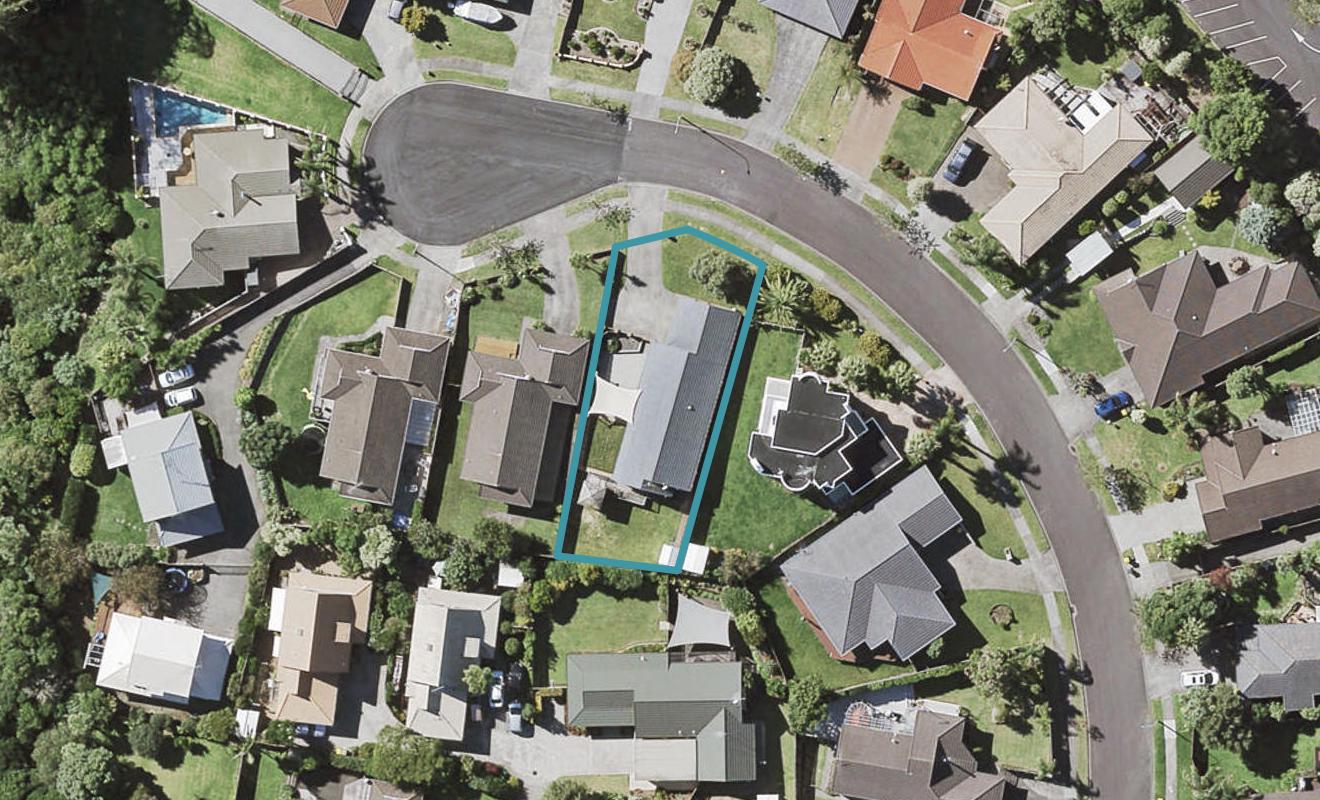 10 Woodview Rise, Botany Downs, Auckland - Carousel 1