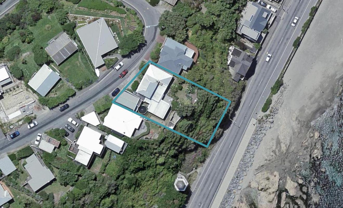 23 High Street, Island Bay, Wellington - Carousel 1