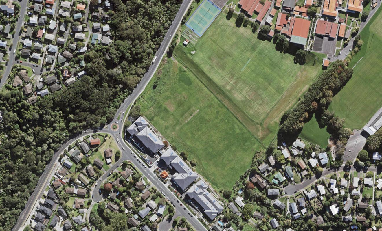 3 Ngakete Crescent, Glenfield, Auckland - Carousel 1