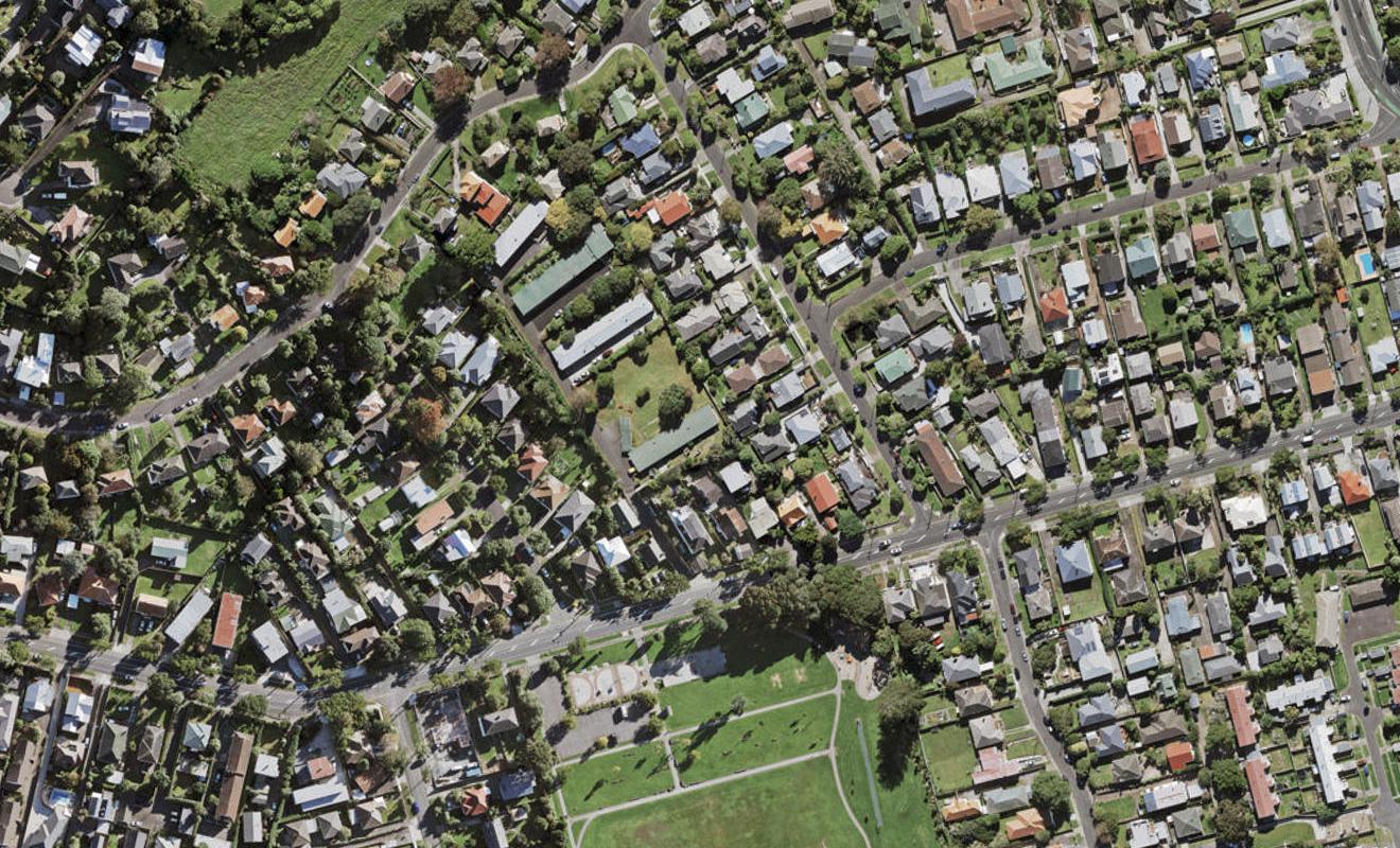 9/63A Owairaka Avenue, Mount Albert, Auckland - Carousel 1