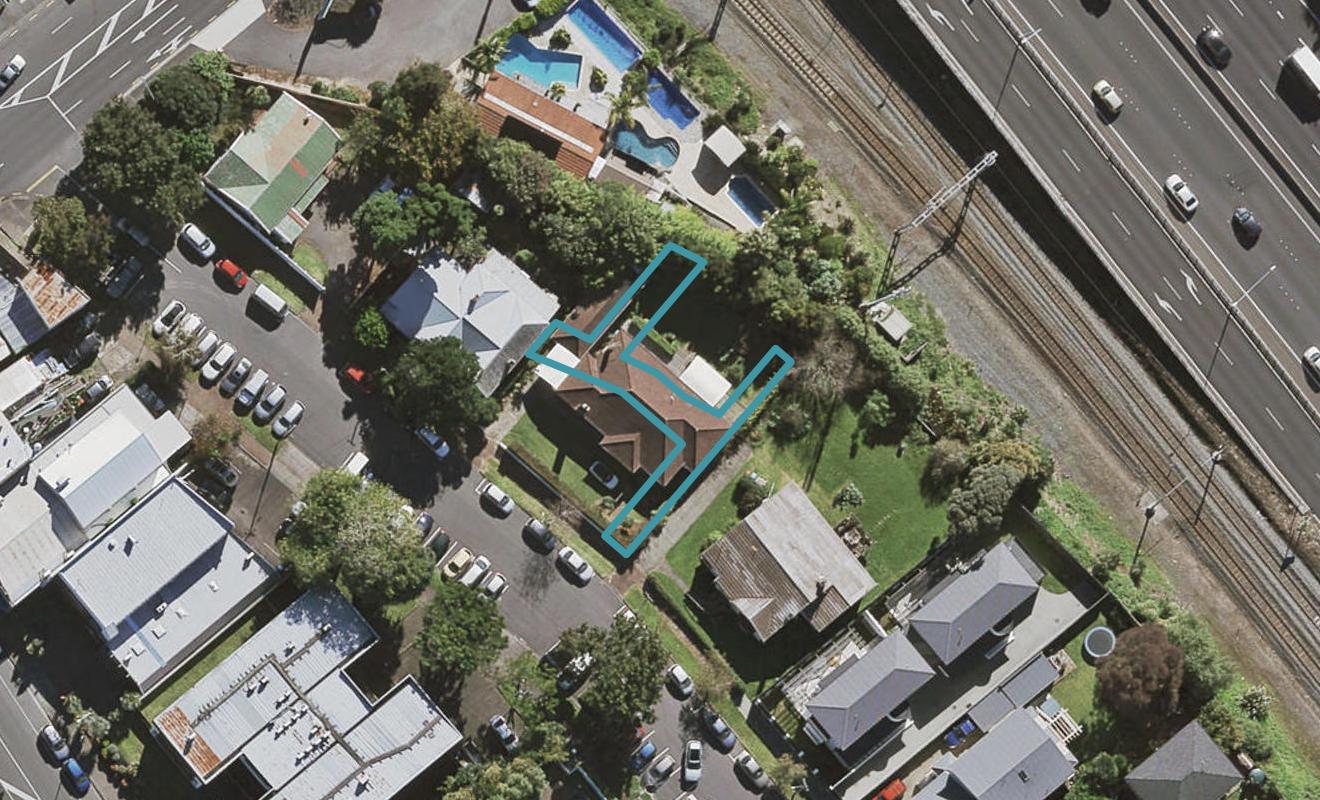 6/4 Patey Street, Epsom, Auckland - Carousel 1