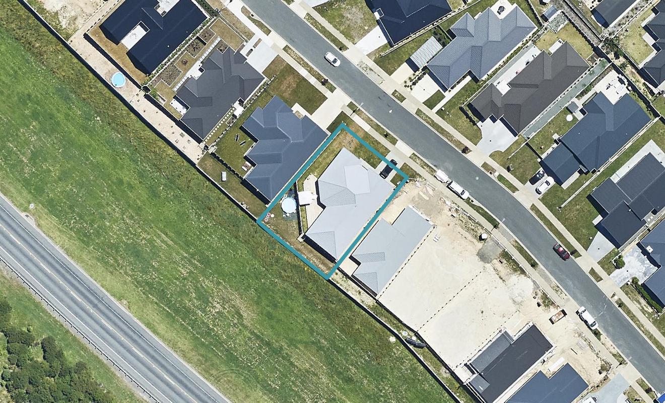 44 Puhirake Crescent, Pyes Pa, Tauranga - Carousel 1