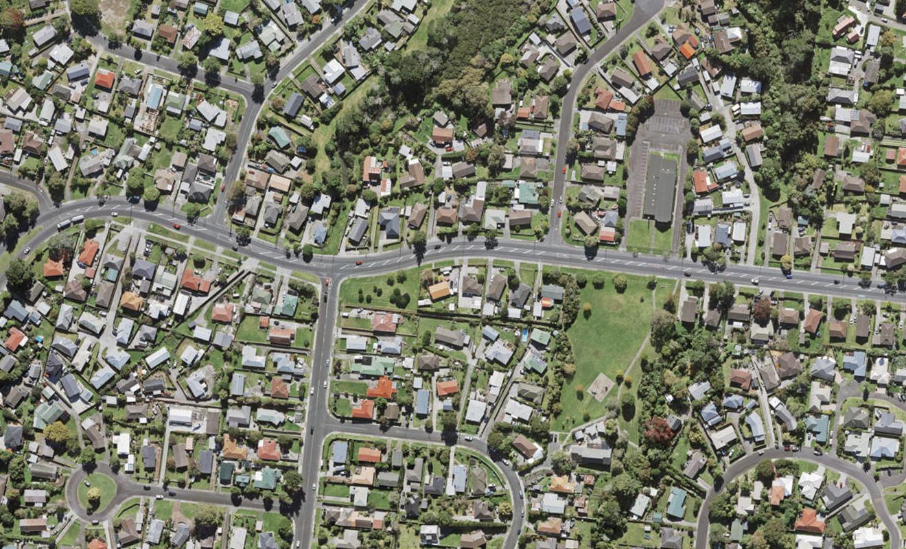 5/125 Universal Drive, Henderson, Auckland - Carousel 1