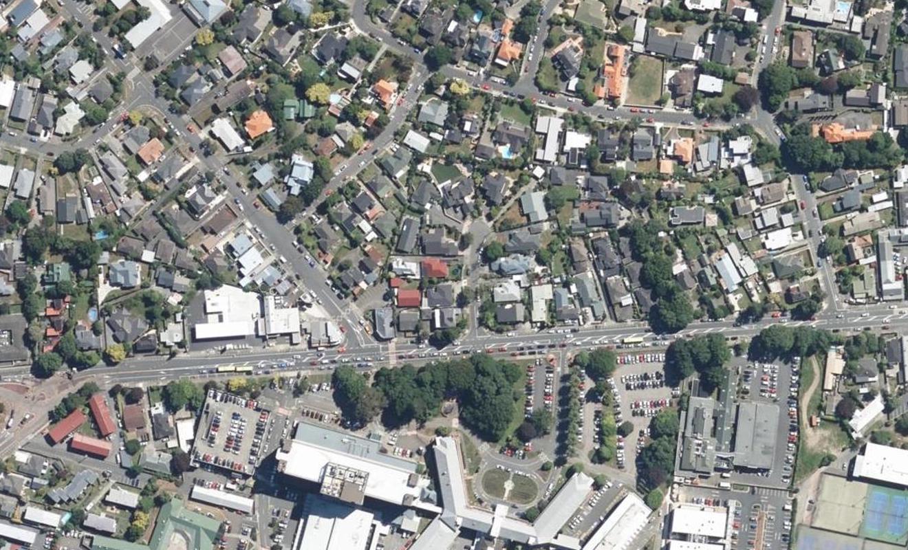1/3 Harley Grove, Boulcott, Lower Hutt - Carousel 1