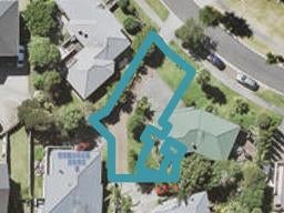 32D Margaret Henry Crescent, Oteha, Auckland