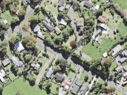 4 Grassmere Road, Henderson Valley, Auckland