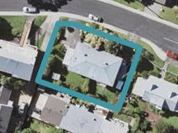 1/1A Bevyn Street, Castor Bay, Auckland
