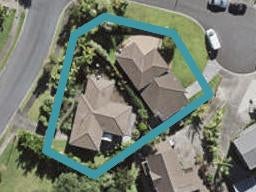 2/16 Witheford Drive, Bayview, Auckland