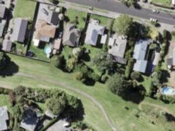28D Weybridge Crescent, Glen Innes, Auckland