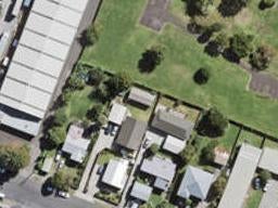 9/13 Keeling Road, Henderson, Auckland
